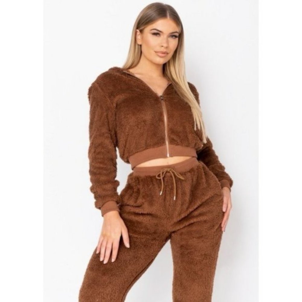 Brown Teddy Bear Fur Long Sleeve Hooded Crop Top and Jogger Pants Two Piece Set - Picture 4 of 15